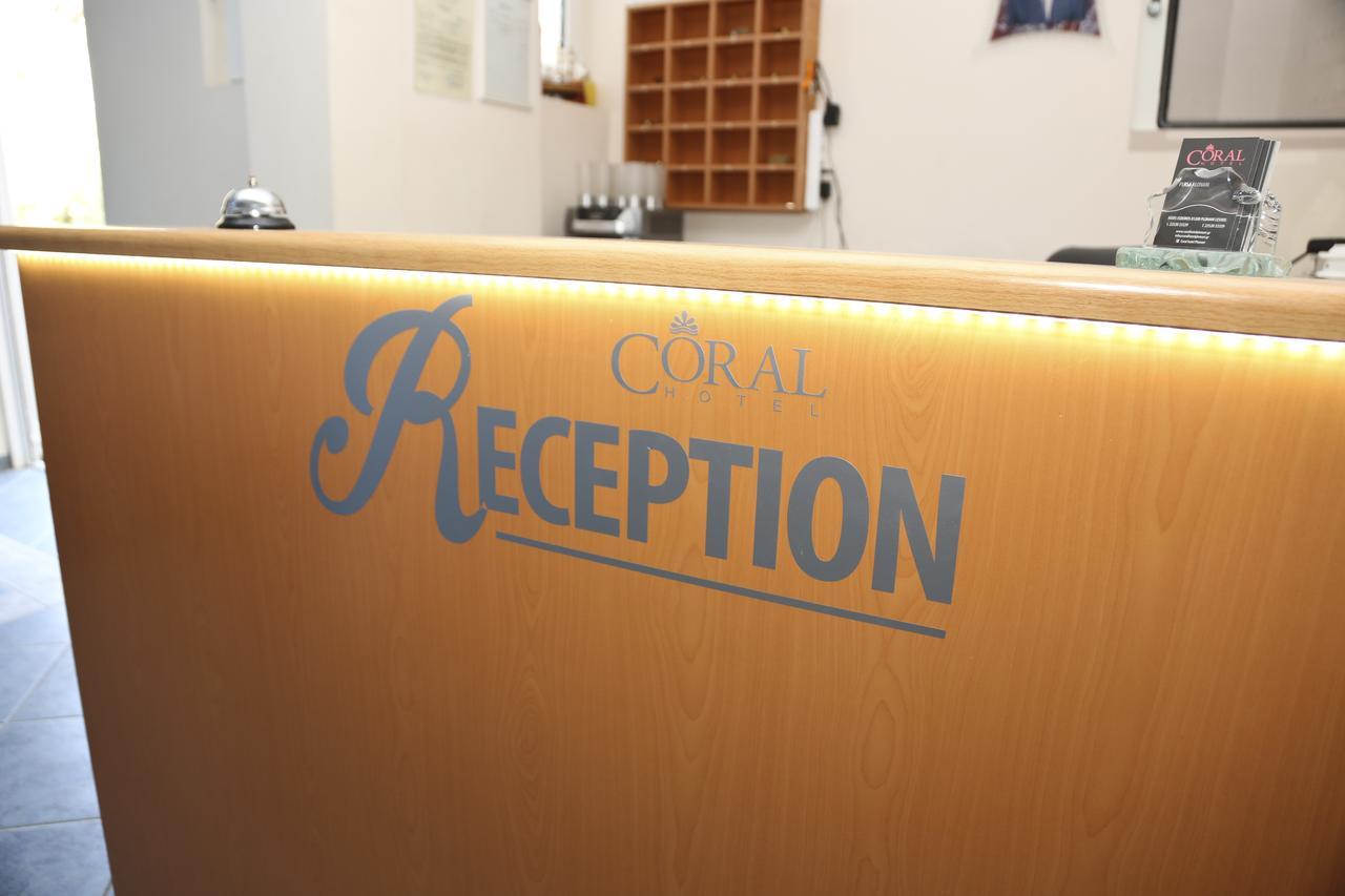 Coral Hotel Пломарион Экстерьер фото